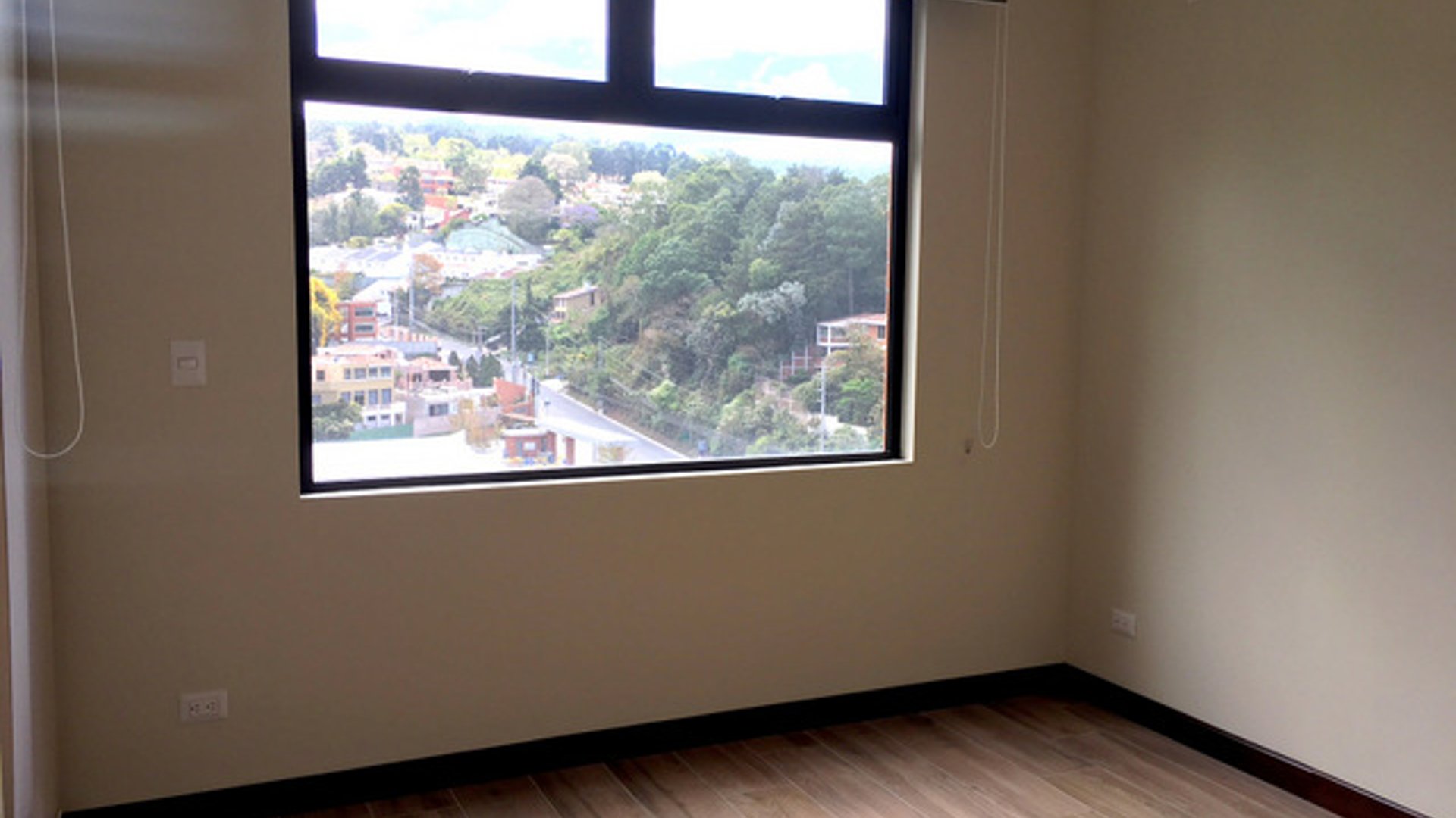 Apartamento en renta  km 6.8 Carretera a Muxbal / Cupertino - Miniatura 5