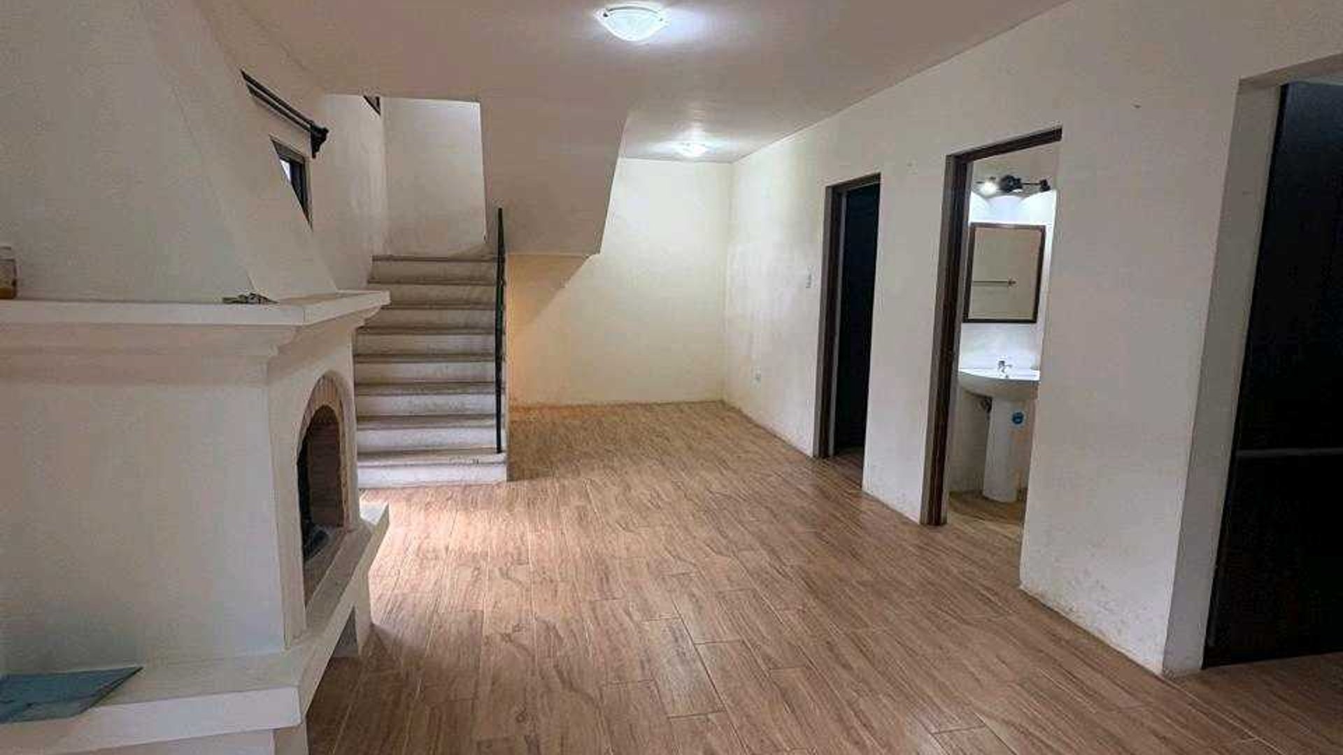 CASA EN ALQUILER ???? Santa Lucía Milpas Altas, Sacatepéquez - Miniatura 2