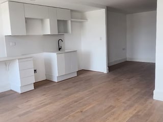 Vendo Lindo Apartamento de 1 habitación en Edificio Centrico - 2