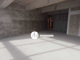 Rent Office with Parking in Zone 10, Guatemala City - $1275 USD - 2