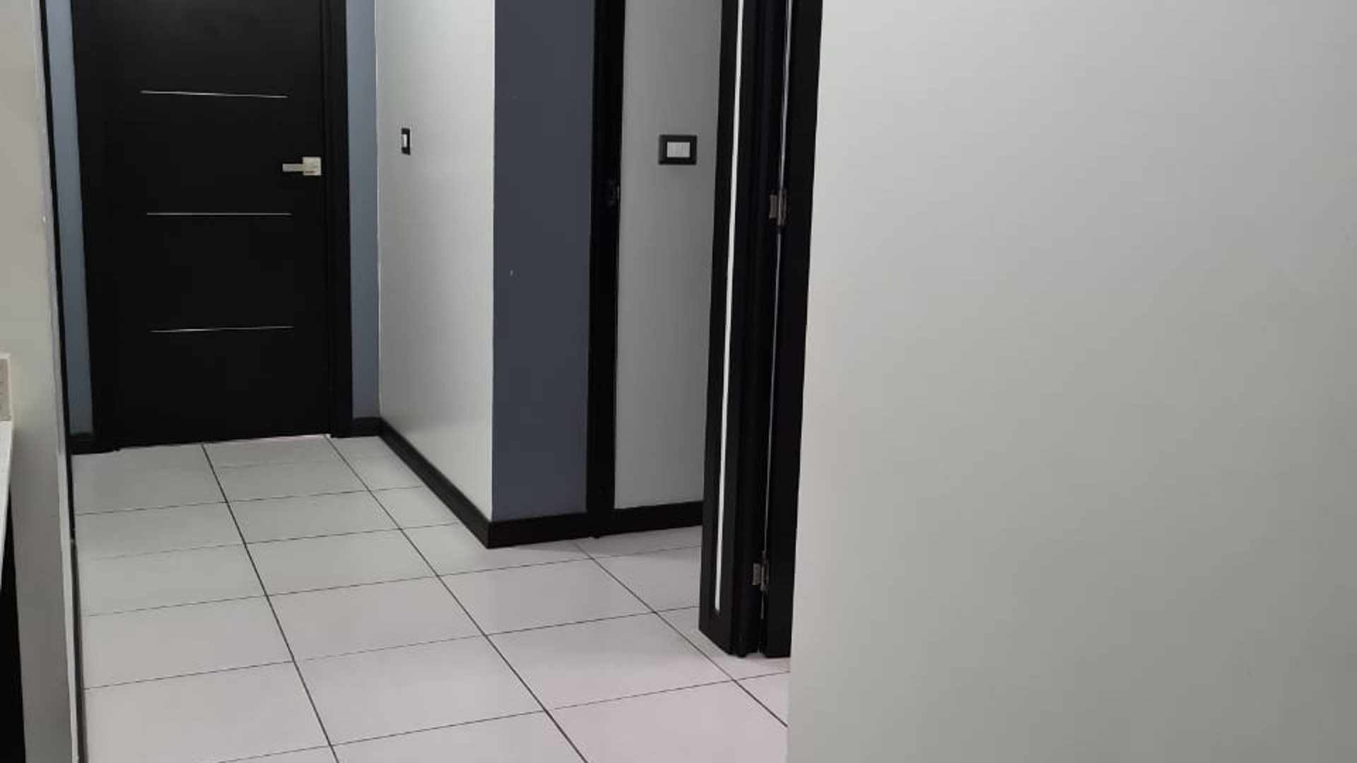 Lindo Apartamento en Vistas de la Floresta - Miniatura 3