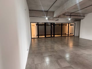 Oficina en renta en Edificio Airali zona 10 - 5