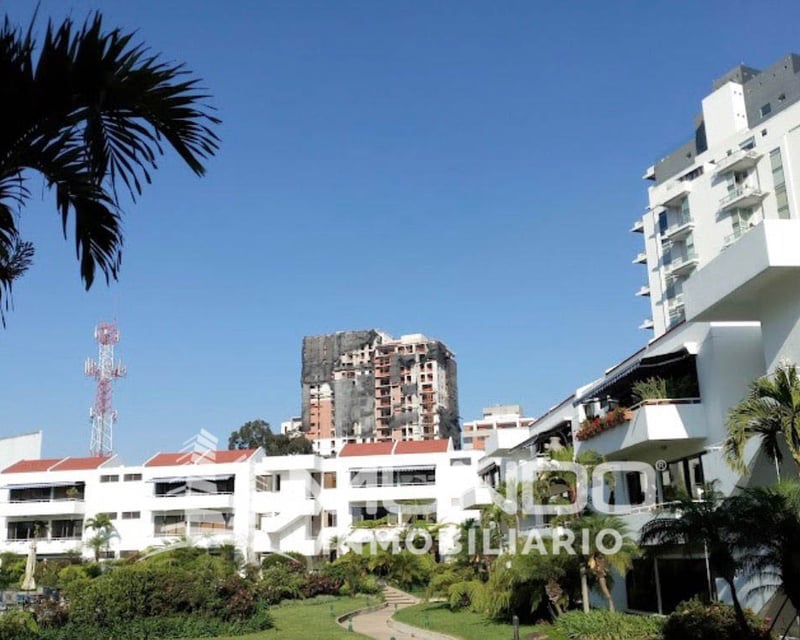 TOWNHOUSE EN VENTA EN OAKLAND, ZONA 10