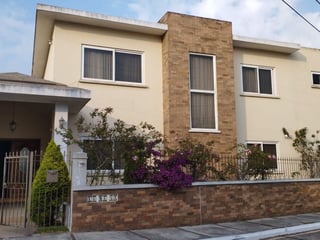 TERRAVISTA /Casa en Venta con habitación principal en 1er nivel ,  km 16.5 CAES - 2