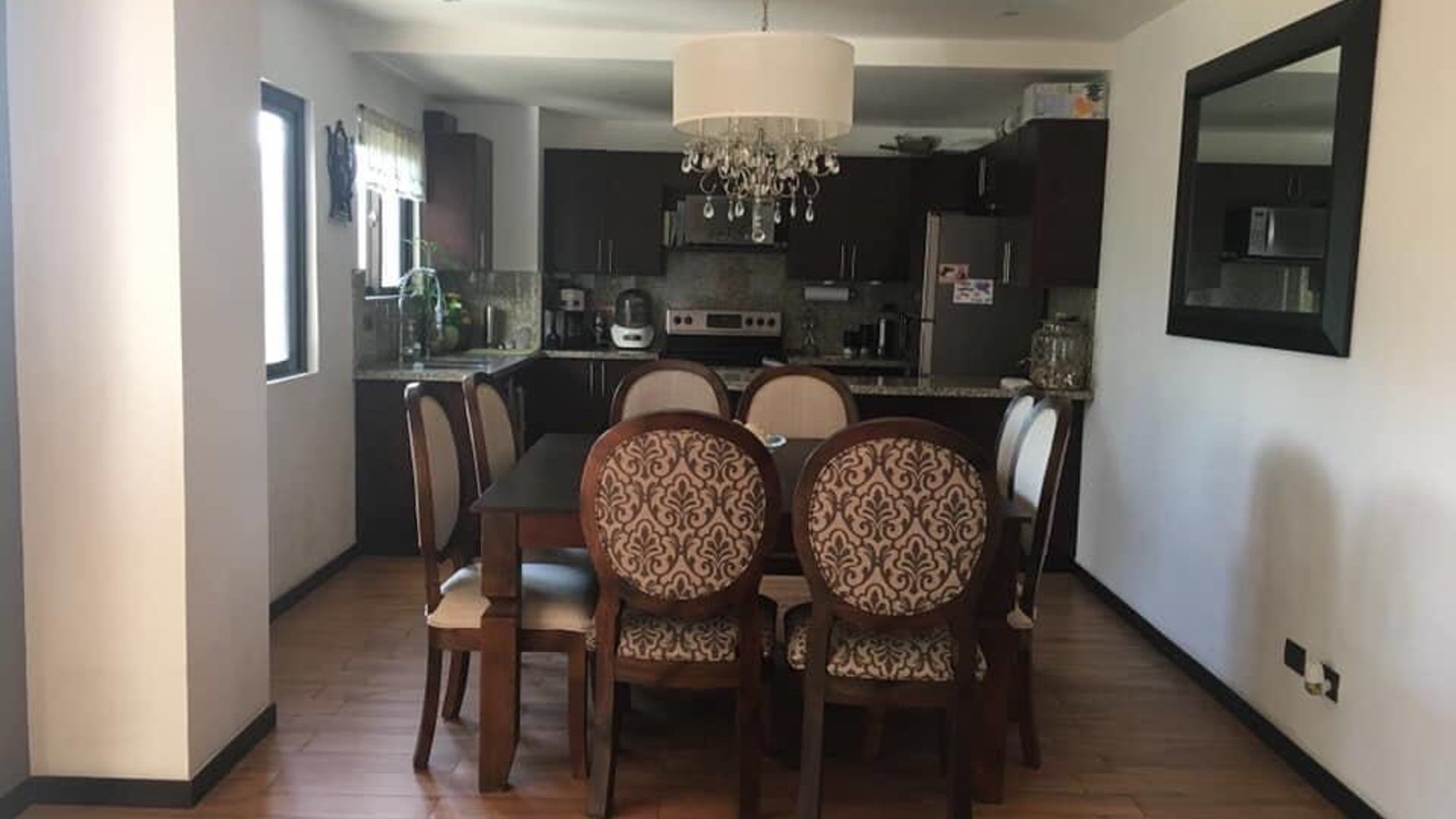 Alquiler Apartamento Zona 16 a 2 Km de Paseo Cayalá - Miniatura 3