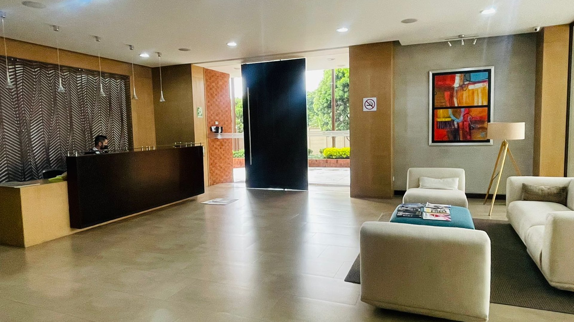 VENTA Ó ALQUILER DE CÉNTRICO APARTAMENTO - VEINTI4, ZONA 10 - Miniatura 7