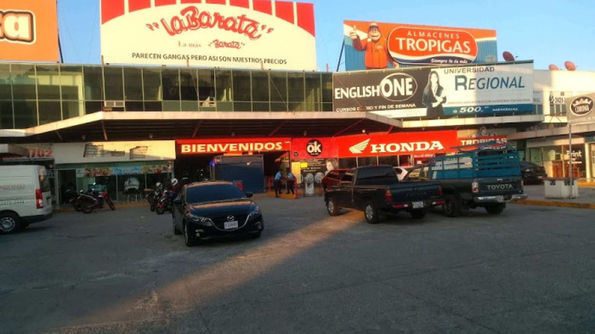 Edificio Comercial en Venta en Mixco Guatemala
