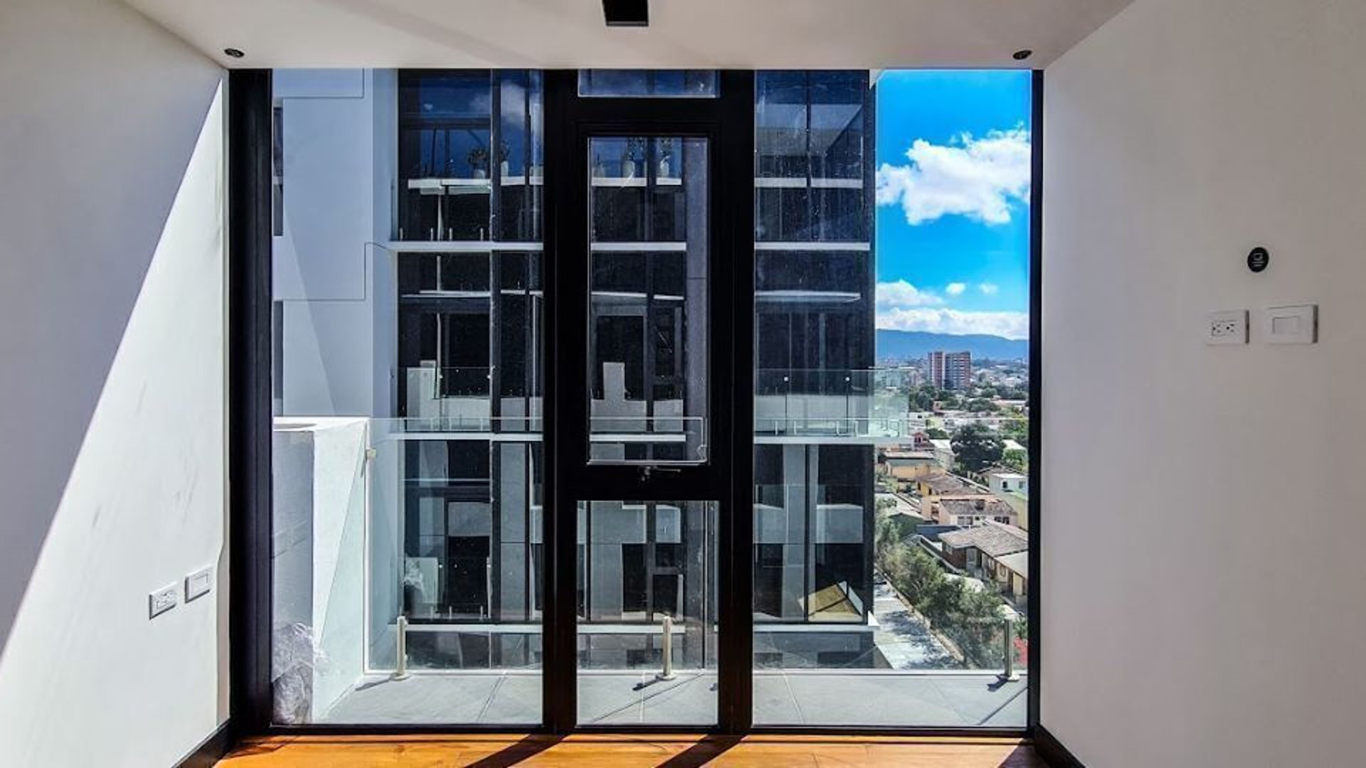 Apartamento en Venta en Villas Mariscal zona 11 - Miniatura 14