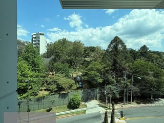EDIFICIO INSIGNE/ Renta de Oficina,Zona 15 - Image 13