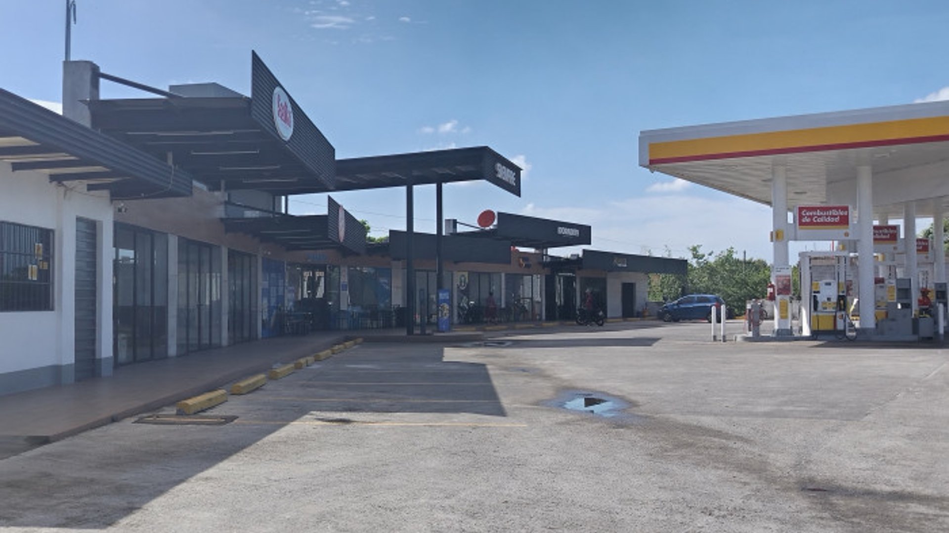 Locales en renta Plaza Arecas Km.80.1 Autopista Puerto - Miniatura 7