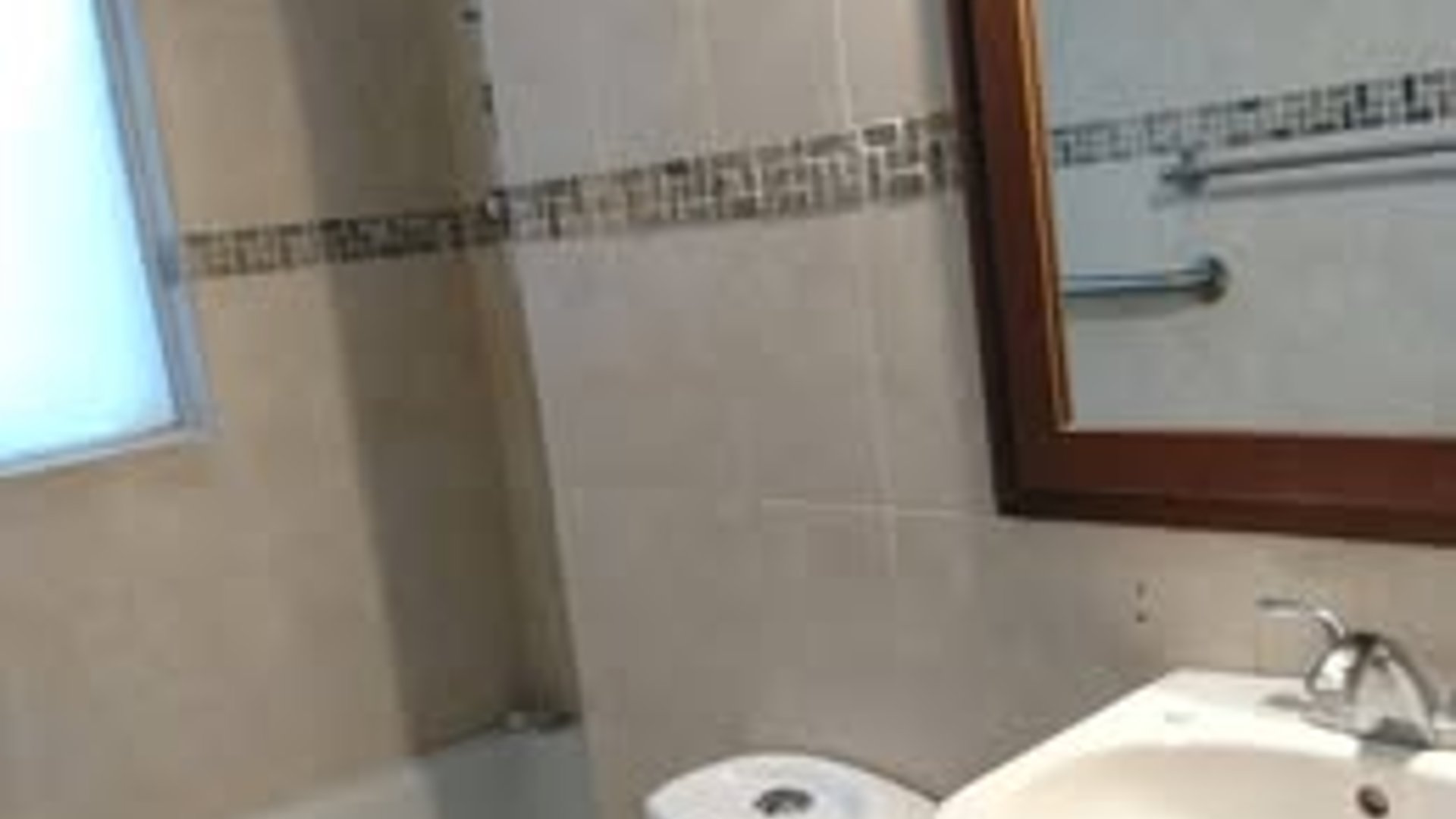 En Renta APARTAMENTO Edificio Convista Zona 15 - Miniatura 3