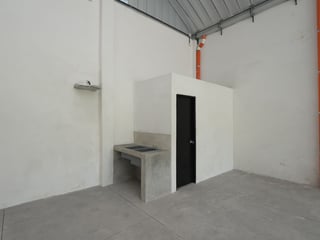 ALQUILER DE BODEGA PARA ESTRENAR 220MT2 - TAXISCO, SANTA ROSA  - 5