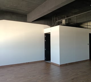 OFICINA EN PETAPOLIS ZONA 12