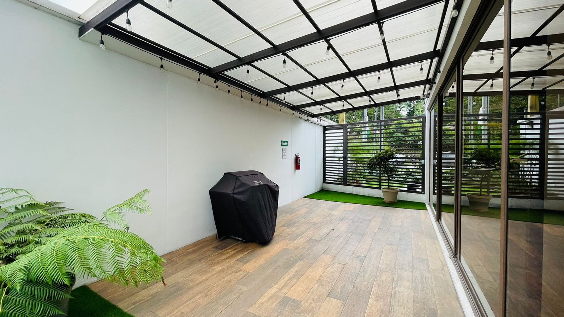 VENTA DE MODERNO APARTAMENTO - ALBERO 15, VH2 ZONA 15 - Miniatura 14