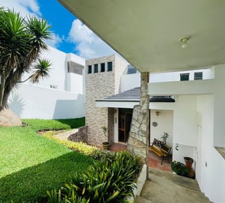 VENTA DE AMPLIA CASA - COLINAS DE ANDALUCÍA, KM 16.5 CES