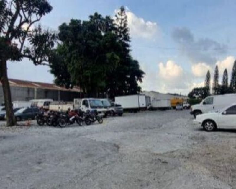 Terreno en Venta Z. 12. pocos metros de la Petapa . para Desarrollo