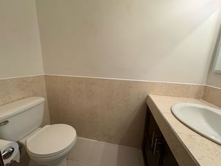 Apartamento tipo loft con jardín en alquiler Las Conchas zona 14 - 5