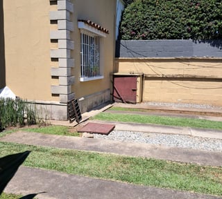 Casa de un nivel en venta en zona 10 ideal para oficinas en venta y renta