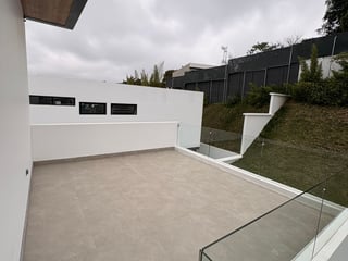 Venta de casa en Sauces del Pulte zona 16 - Image 7