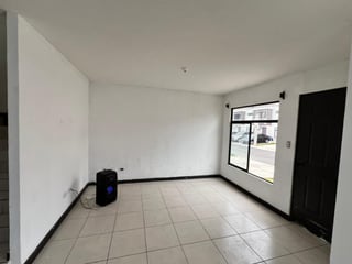 Alquiler de Casa en La Foret de Arrazola - Image 2