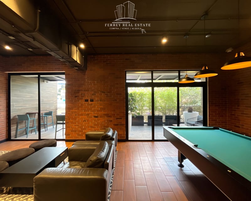 Apartamento en venta, en Zona 10