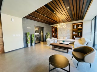 VENTA Ó ALQUILER DE MODERNO APARTAMENTO - IQ10, ZONA 10  - 5