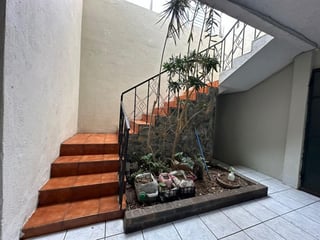 Rento Casa con uso de suelo comercial en San Cristobal - 4