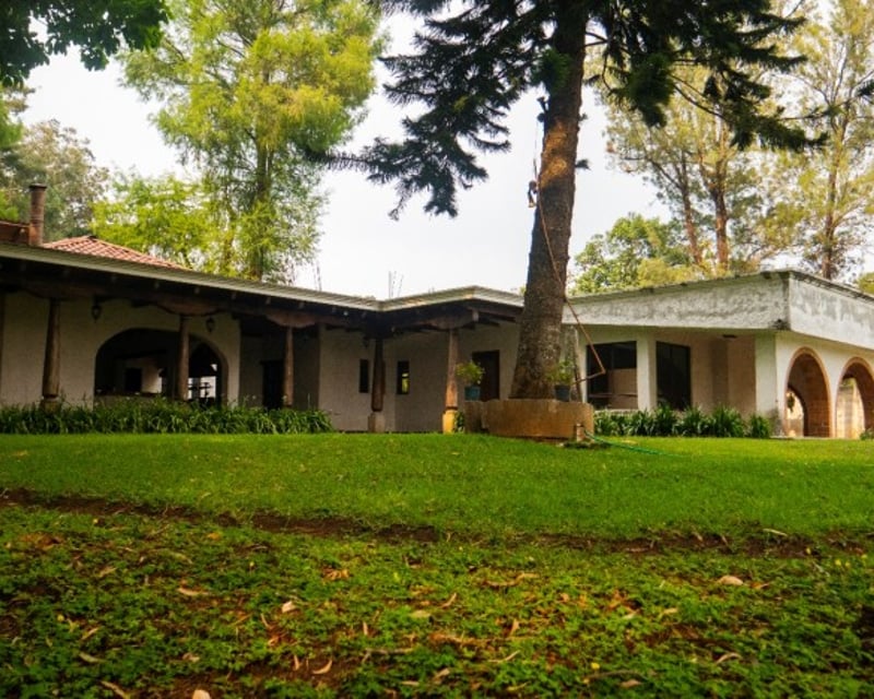 Amplio terreno con casa en venta en San José Pínula