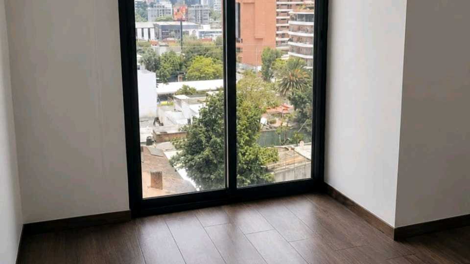 APARTAMENTO EN VENTA????Edificio Moretti, Zona 10 - Miniatura 5