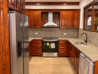 Los Franciscanos Ciudad Vieja, Casa en Venta. Luz - 5