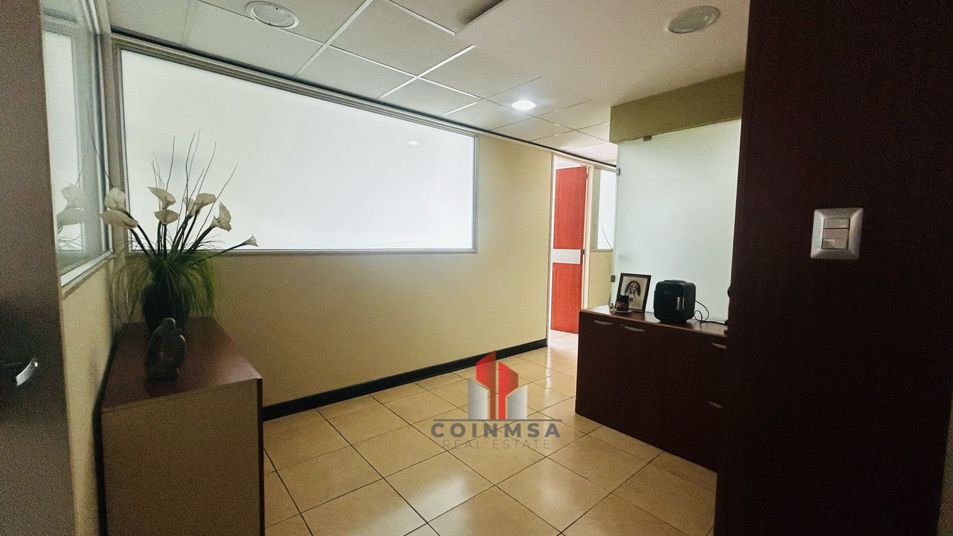 Oficina en Venta Zona 10, Edificio Torino I - Miniatura 6