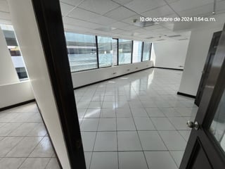 Oficina en venta con 2 baños en Zona 14 Ref-4923 - 5