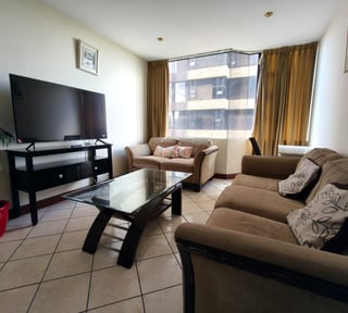 ALQUILER DE CÓMODO APARTAMENTO - MILENIA, ZONA 10