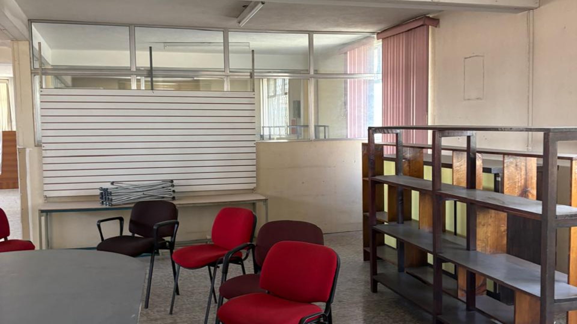 Bodega en venta-renta en Zona 6 Mixco - Miniatura 7