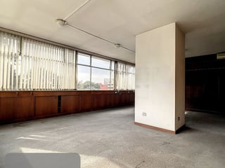 PLAZA MARÍTIMA / Oficina en Venta, zona 10 - 3