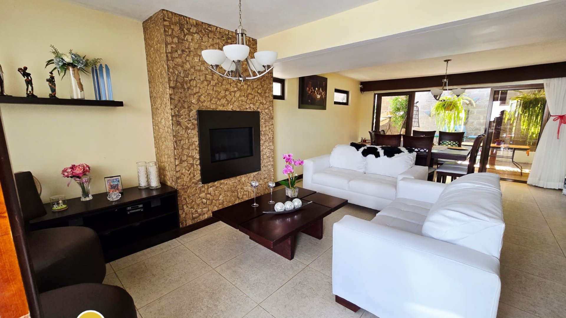 CASA EN VENTA EN SANTUARIA MUXBAL KM 14.5 CAES, 4 HABITACIÓNES, CON PERGOLA‼️