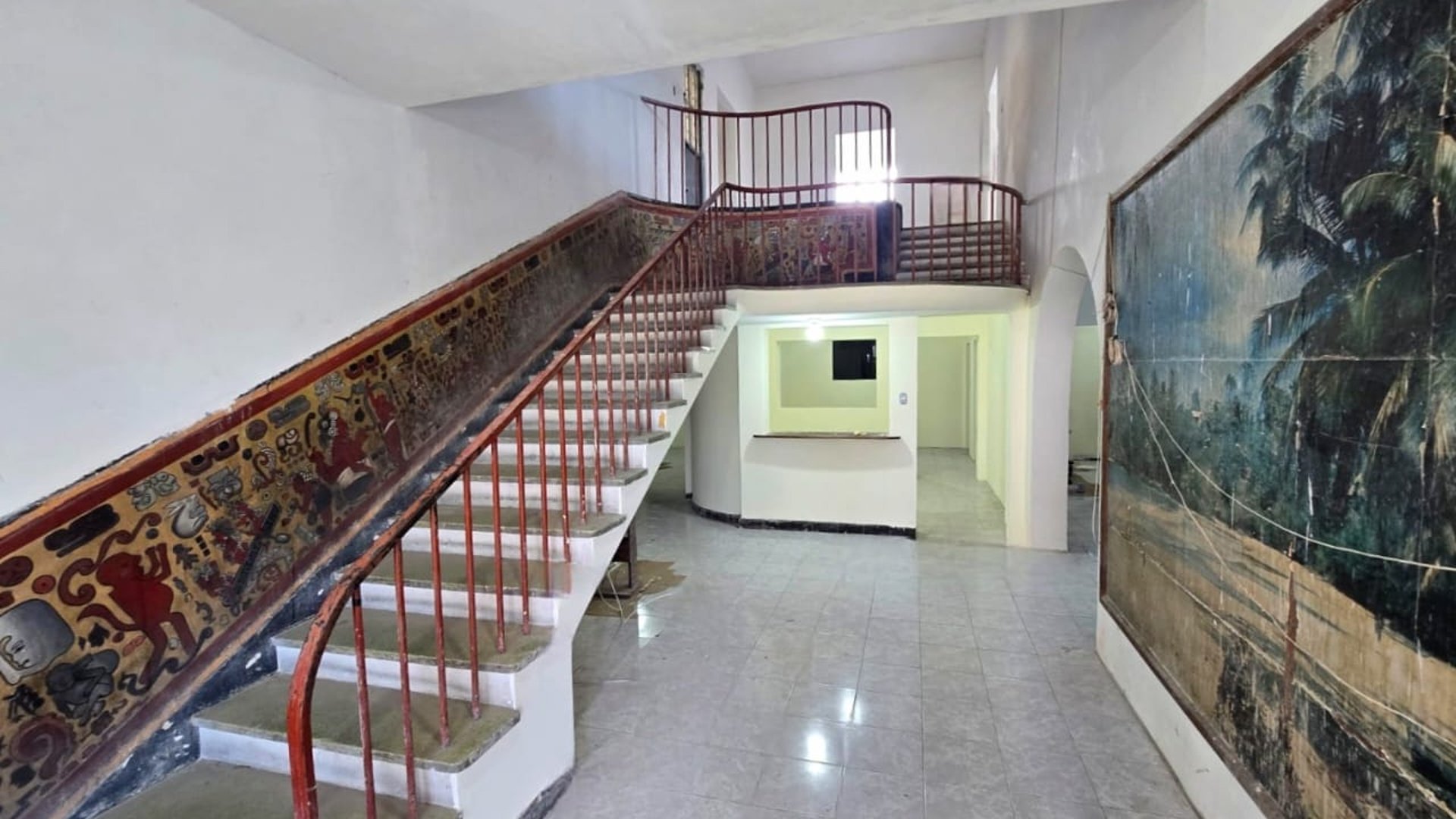 Renta de ofibodega de 900 metros en zona 9 Ref-6024 - Miniatura 8