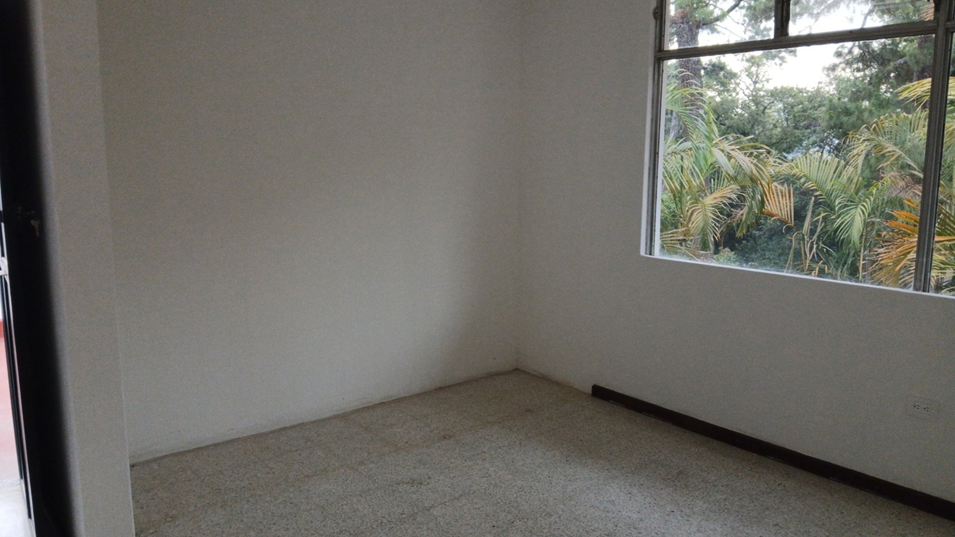 VENDO ZONA 3 CASA GRANDE EN COLONIA BRAN - Miniatura 21