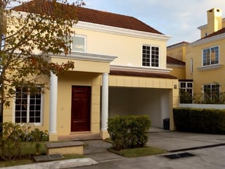 Vendo Casa en Carretera a El Salvador Km 20.5 Entreverdes - 2