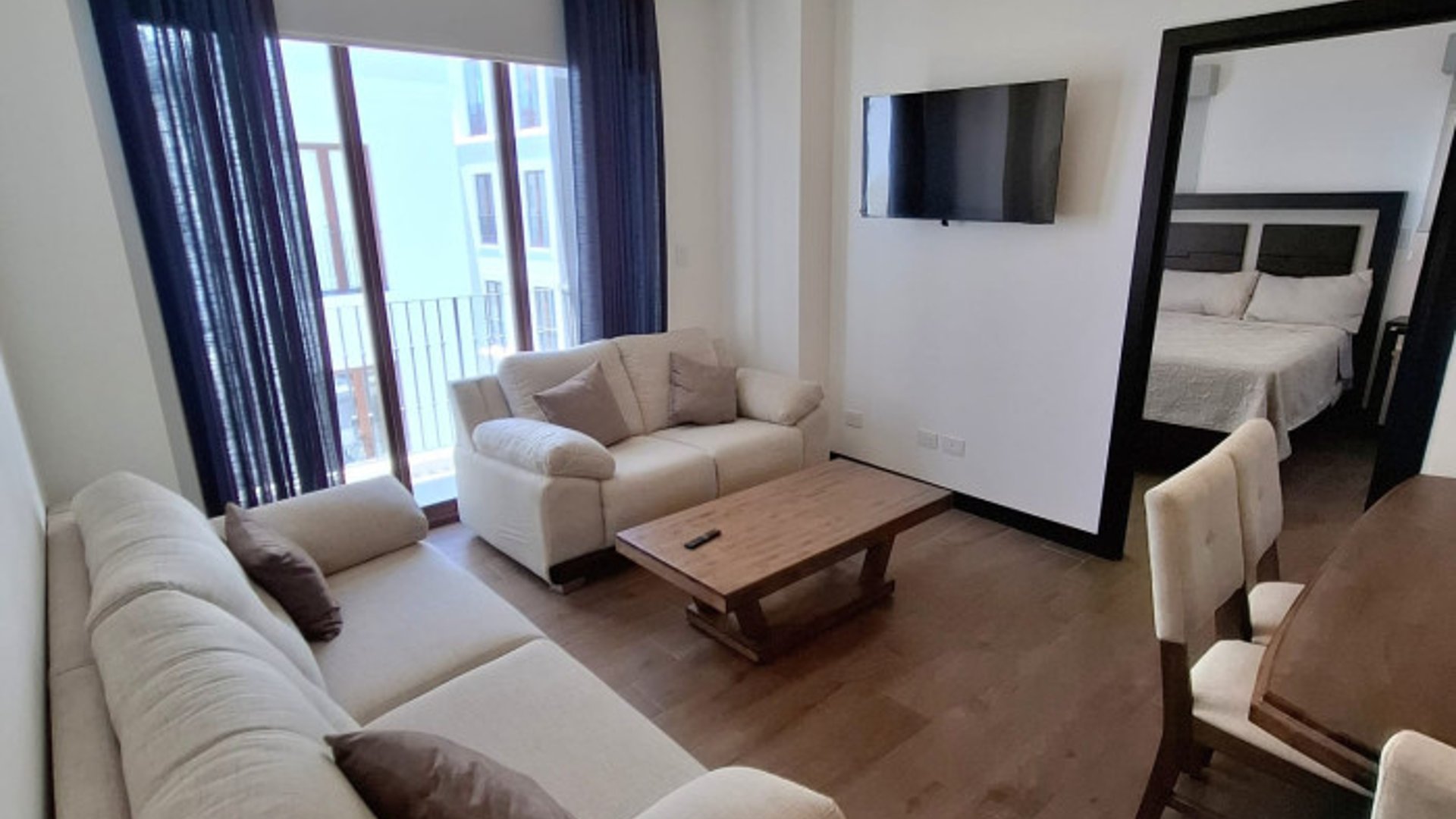 Apartamento Amueblado en Renta Lirios de Cayalá Zona 16