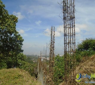 Se vende terreno dentro de Cond. Carr. a El Salvador
