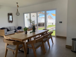 VILLA MODERNA EN VENTA EN LA PLAYA TIPO BOUTIQUE - 5