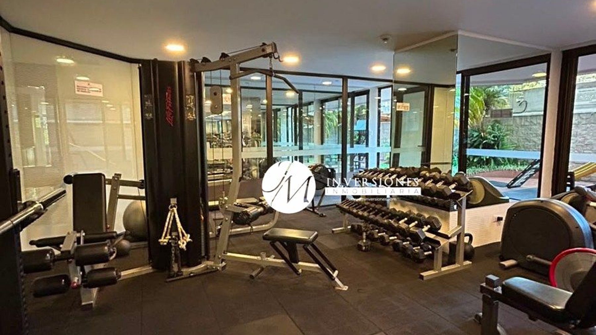 Apartamento en venta Amueblado en zona 10 - Miniatura 6