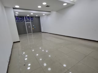 Local en renta en Centro Comercial La Pradera Zona 10 - 3
