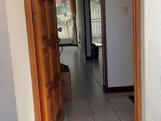 Alquilo casa en Condominio Zona 11 - 3