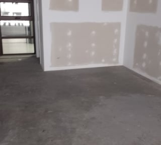 Vendo oficina en Zona 9 de 35 mt2  - Miniatura 3