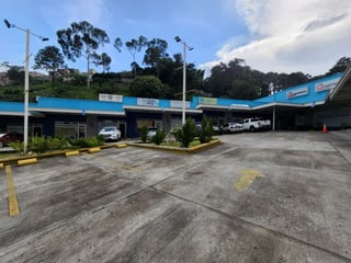 Local en renta Plaza Comercial Zona 5 Villa Nueva - 3
