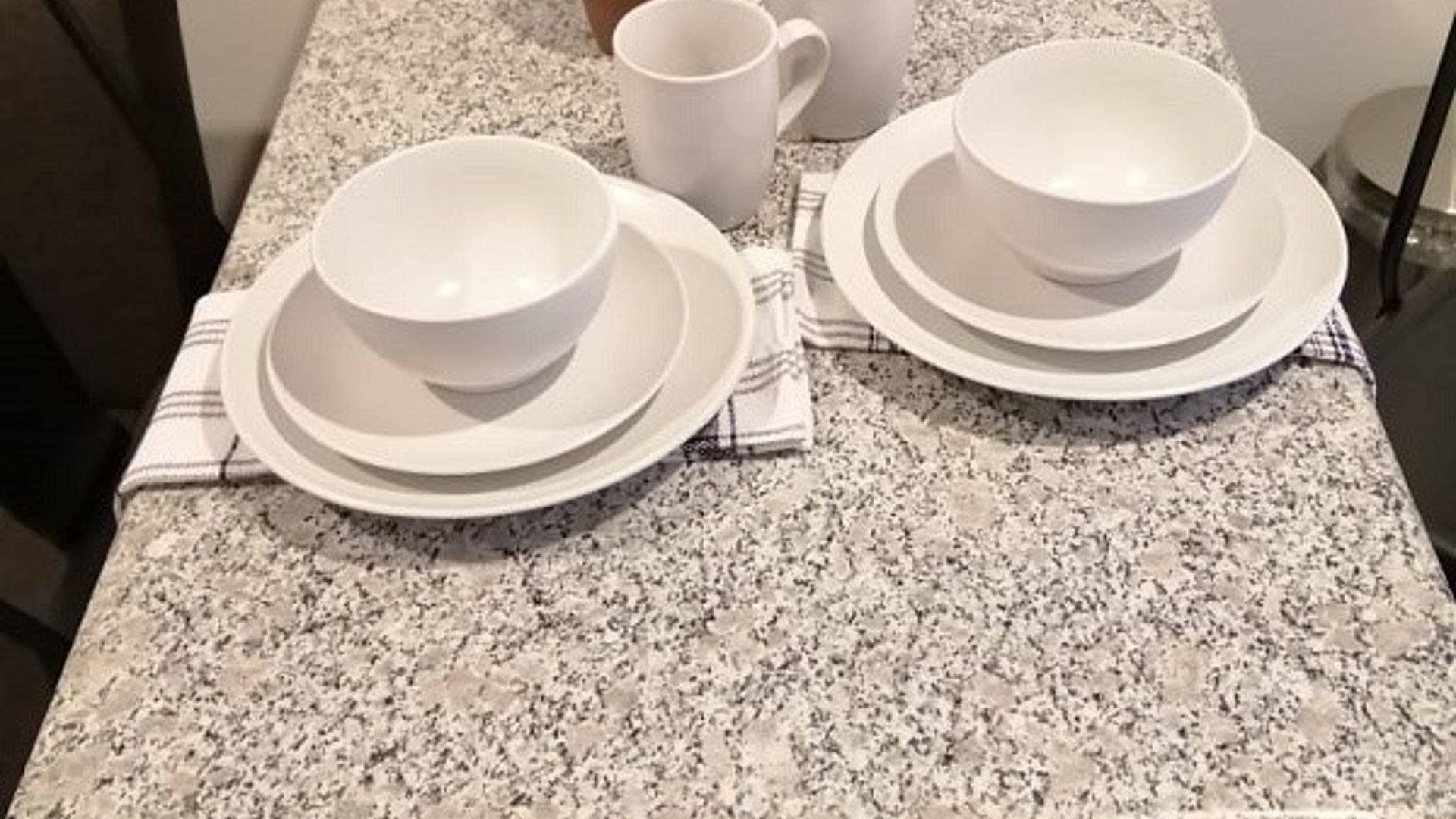 Apartamento en venta amueblado Edificio 3once Zona 1 una habitación - Miniatura 6