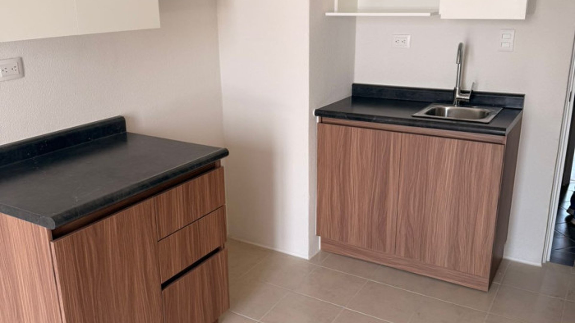 Apartamento en alquiler Cumbres del Pedregal zona 6 - Miniatura 3