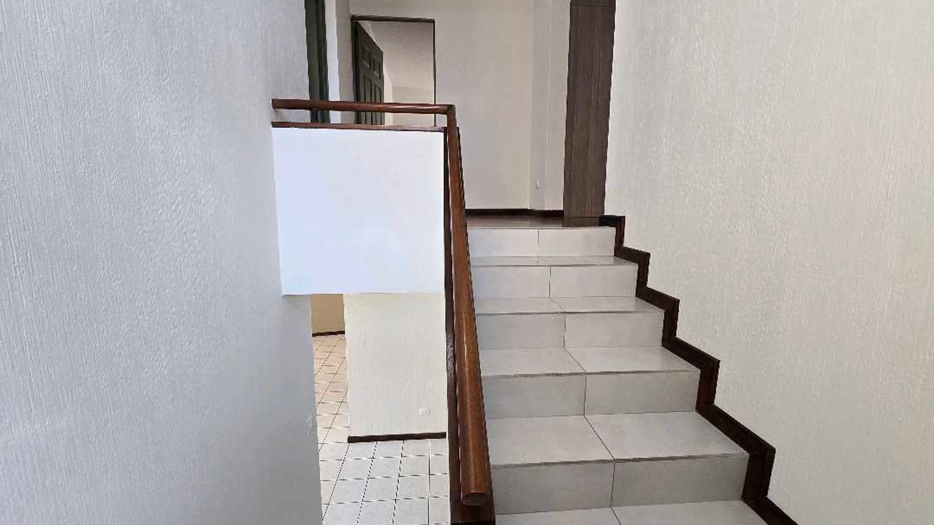 CASA EN ALQUILER ZONA 13, AVENIDA HINCAPIÉ - Miniatura 21